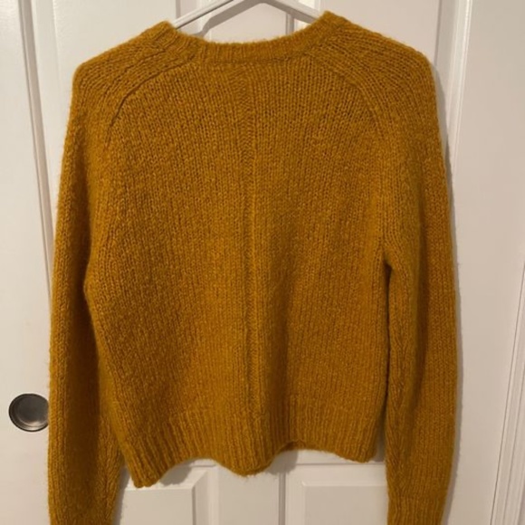 Aritzia-The Group by Babaton Knit Sweater - Picture 3 of 4
